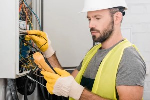 move to Australia as an electrician